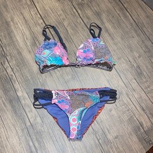 Maaji bikini XL top, M bottoms